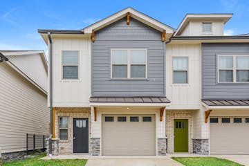 124 Hartsville Court Lebanon, TN 37087